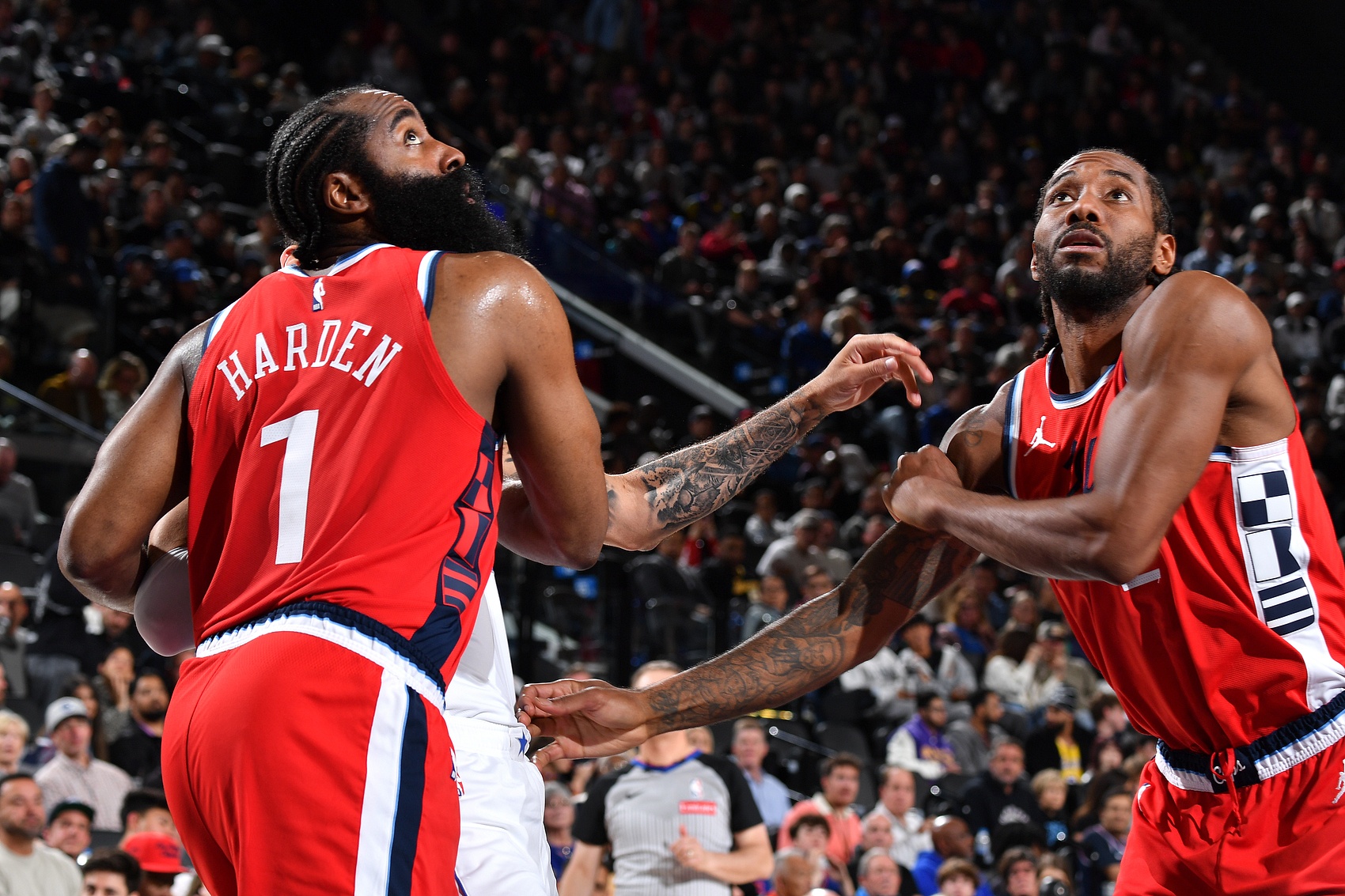 开云体育-领先21分后背发凉？快船20次领先两位数胜率仅55% 联盟均值72.6%